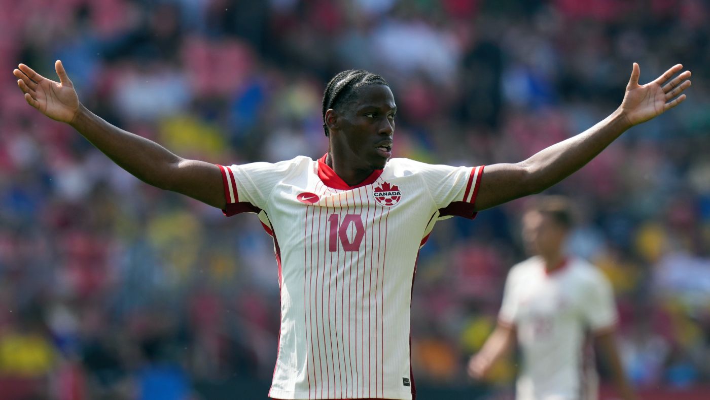 Игровой момент матча Канада Исландия